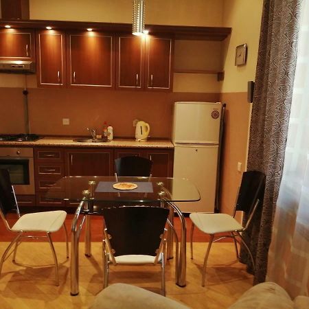 יירבאן Apartments מראה חיצוני תמונה